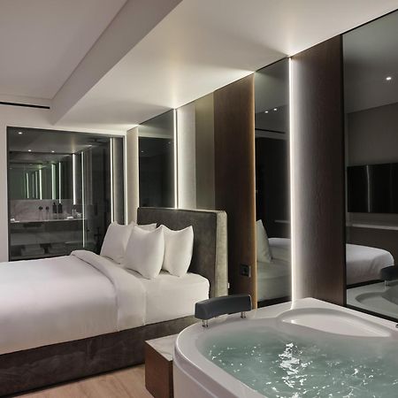 Nur Edge Aparthotel - Acropolis Skyline เอเธนส์ ภายนอก รูปภาพ