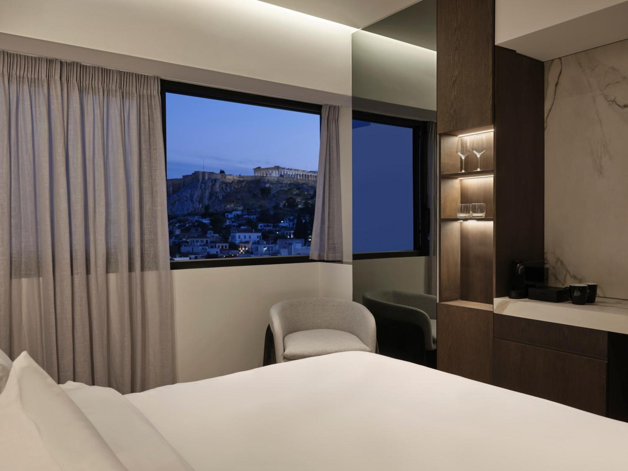Nur Edge Aparthotel - Acropolis Skyline เอเธนส์ ภายนอก รูปภาพ