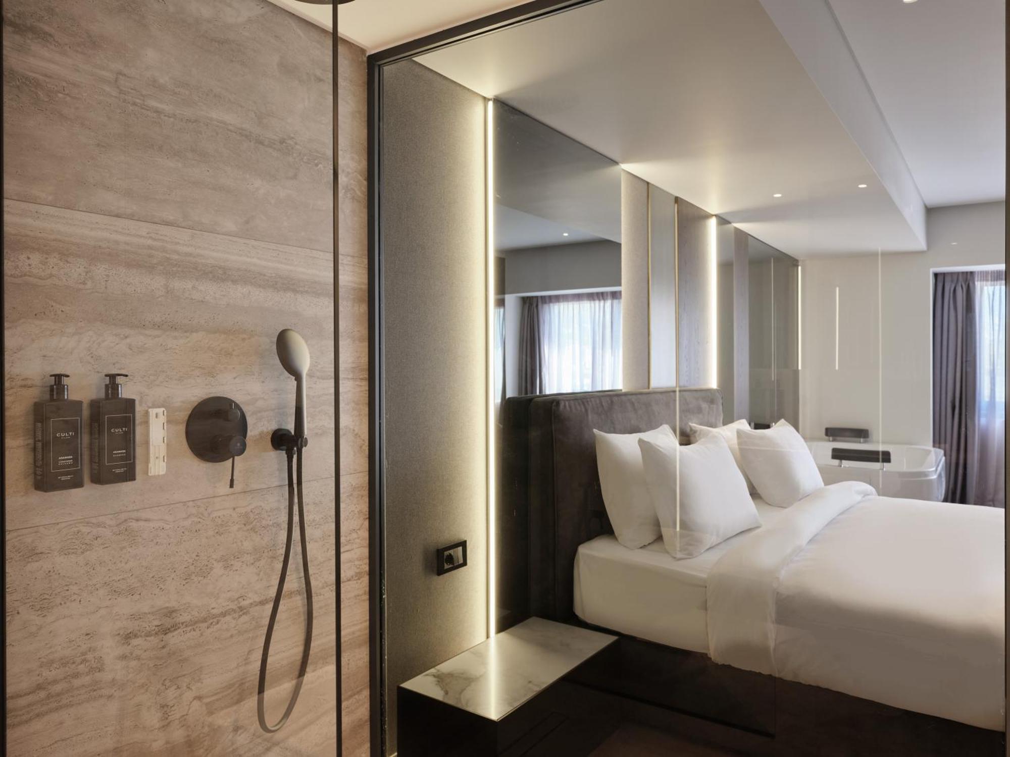 Nur Edge Aparthotel - Acropolis Skyline เอเธนส์ ภายนอก รูปภาพ